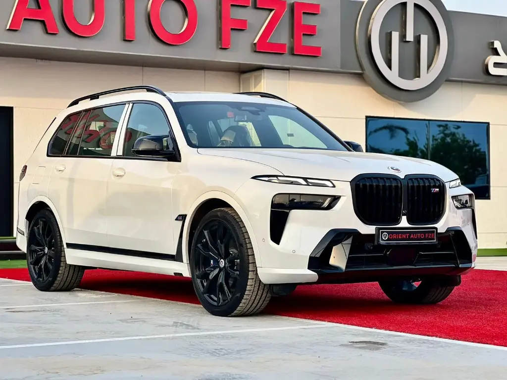 BMW X7 M60i
